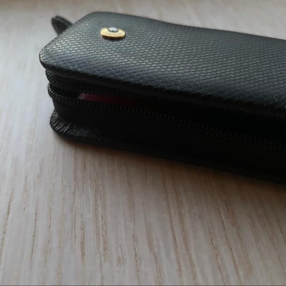 Unisex Montblanc black and red zippered pen case. Holds 2 pens - Picture 5 of 8